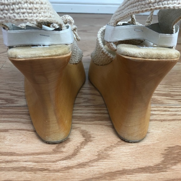 SODA Kendo Natural Macrame Shells Platform Sandal - Picture 5 of 12